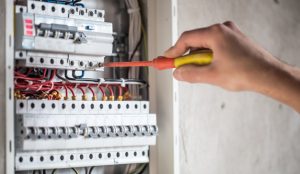 Read more about the article Craft Certificate in Electrical and Electronic Technology (Power Option)